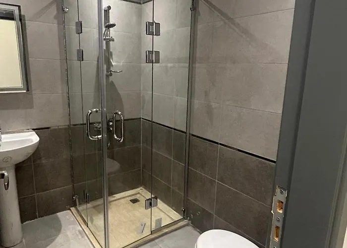 Flat In Elhambra 3* Gurdaka